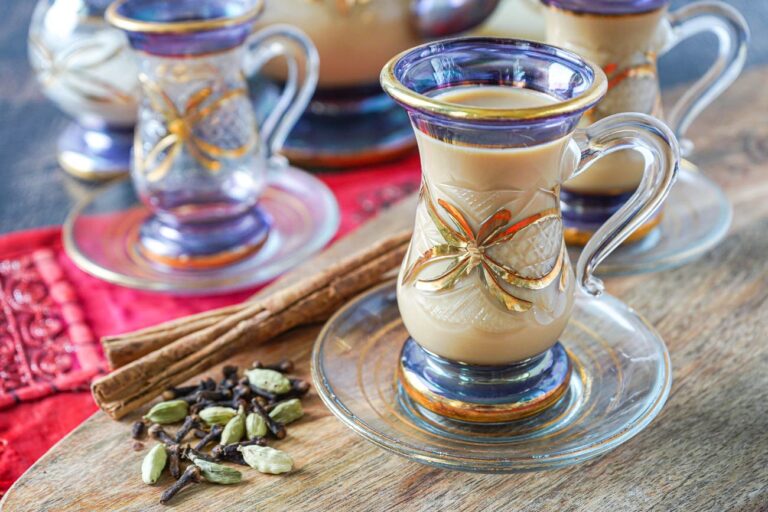 Delicious Adeni Tea Recipe: A Flavorful Sip Of Tradition