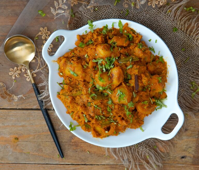 Authentic Aloo Dum Recipe Bengali: Delicious And Easy!