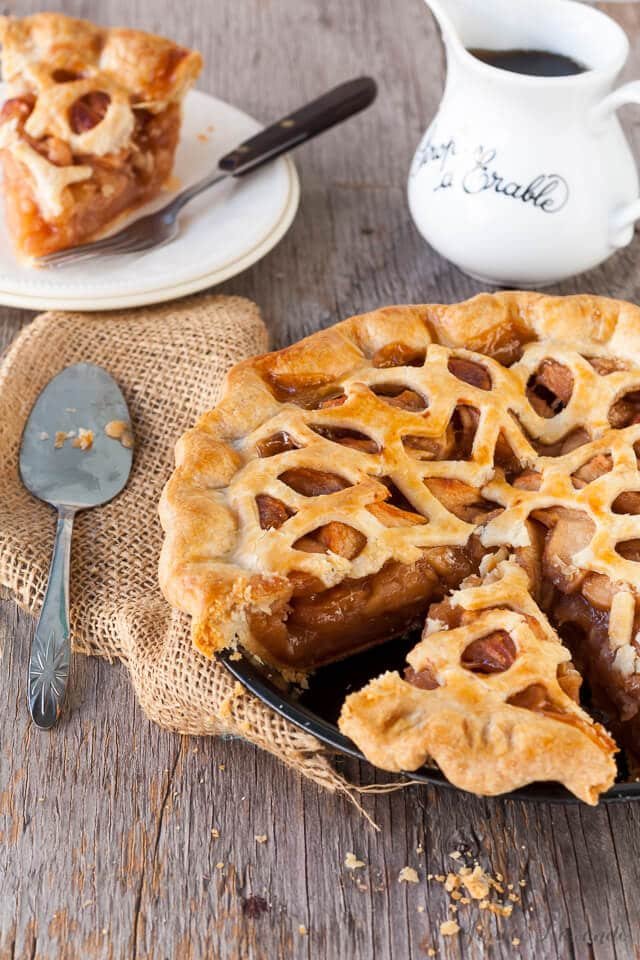 Delicious Apple Pie Recipe With Maple Syrup: A Perfect Fall Treat