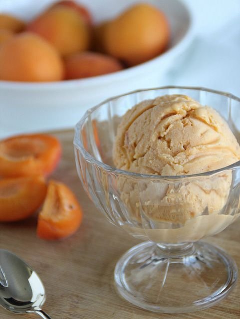Delicious Apricot Gelato Recipe: Homemade Delight