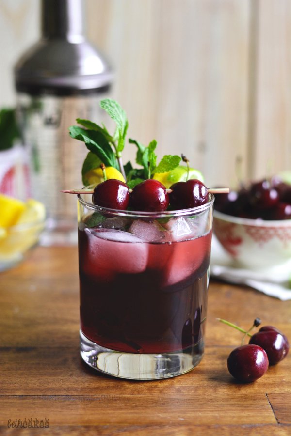 Delicious Black Cherry Rum Recipes: A Tantalizing Twist