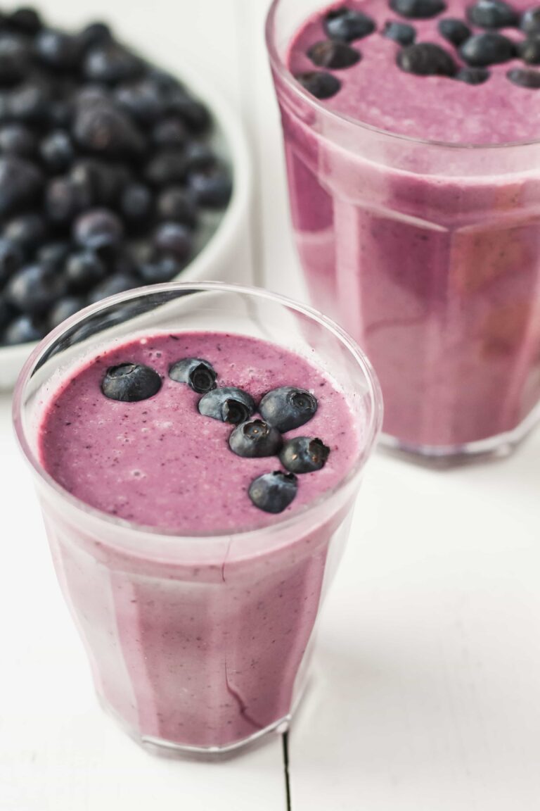 Delicious Blueberry Bliss Smoothie Recipe: A Refreshing Treat!