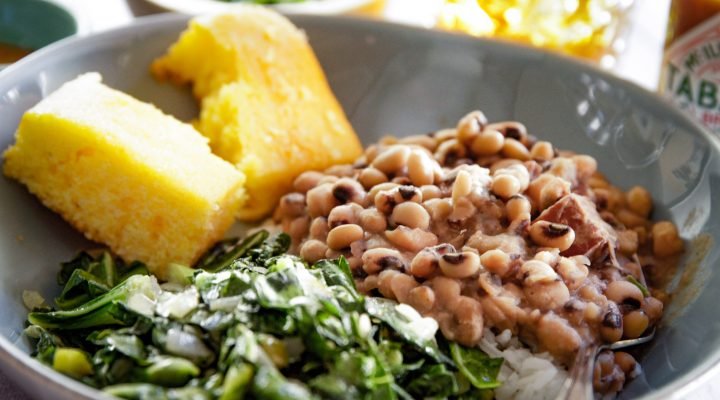 Delicious Camellia Black Eyed Peas Crock Pot Recipe: Easy And Flavorful!