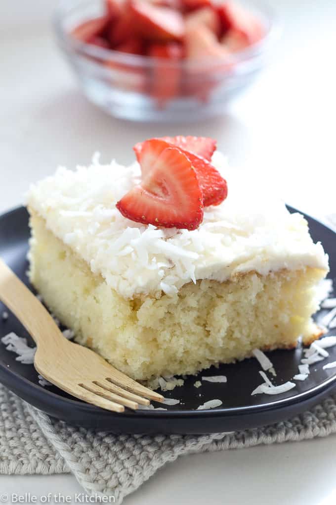 Coconut Strawberry Cake Recipe: Step by Step Guide