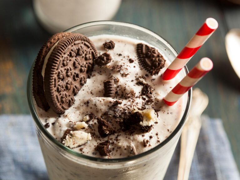 Cookies And Creamy Shakeology Recipes: Step by Step Guide
